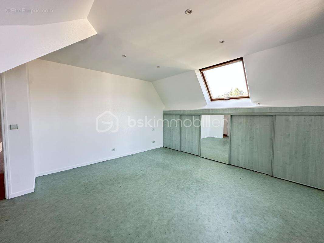 Maison à NANTEUIL-LE-HAUDOUIN