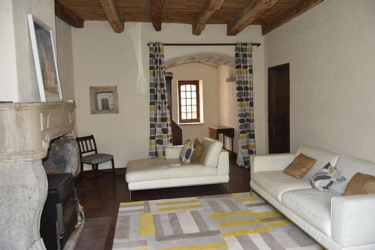 Maison 280 m² à Degagnac  - photo 4