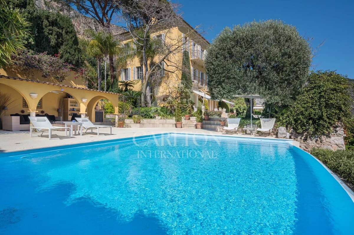 Maison à EZE