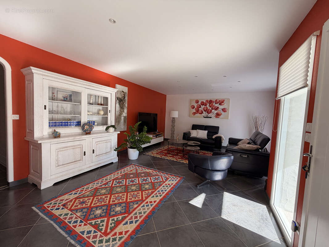 Maison à MESCHERS-SUR-GIRONDE