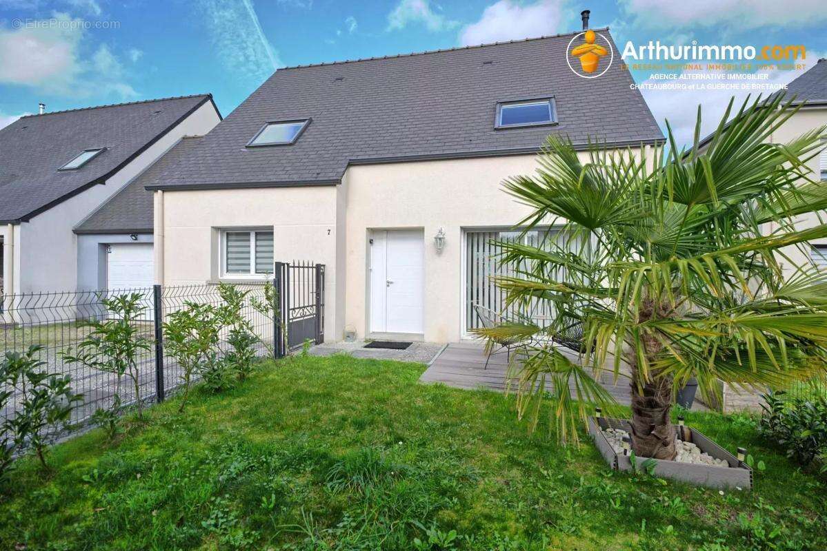 Maison à LA BOUEXIERE