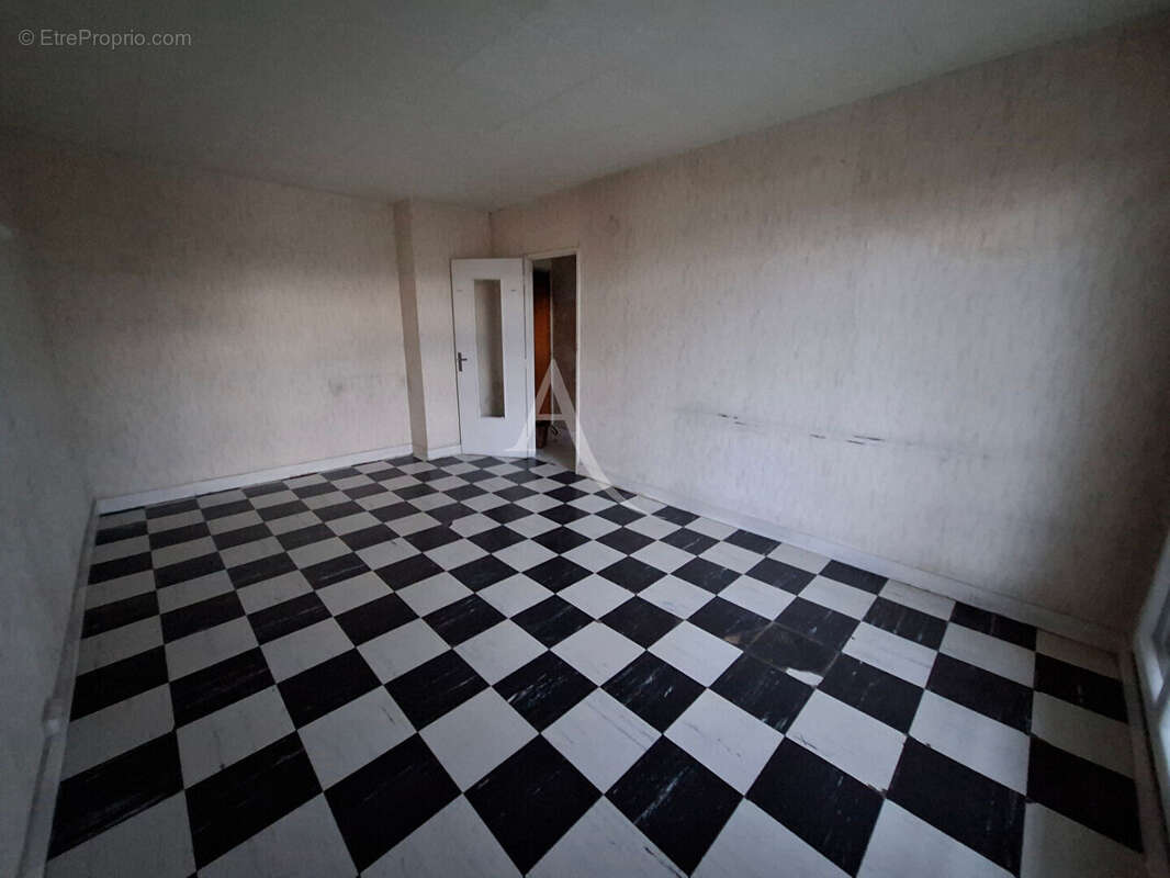 Appartement à LIMEIL-BREVANNES
