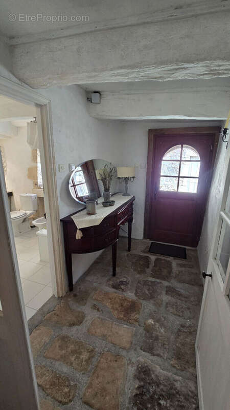 Maison 245m² à charroux - photo 6
