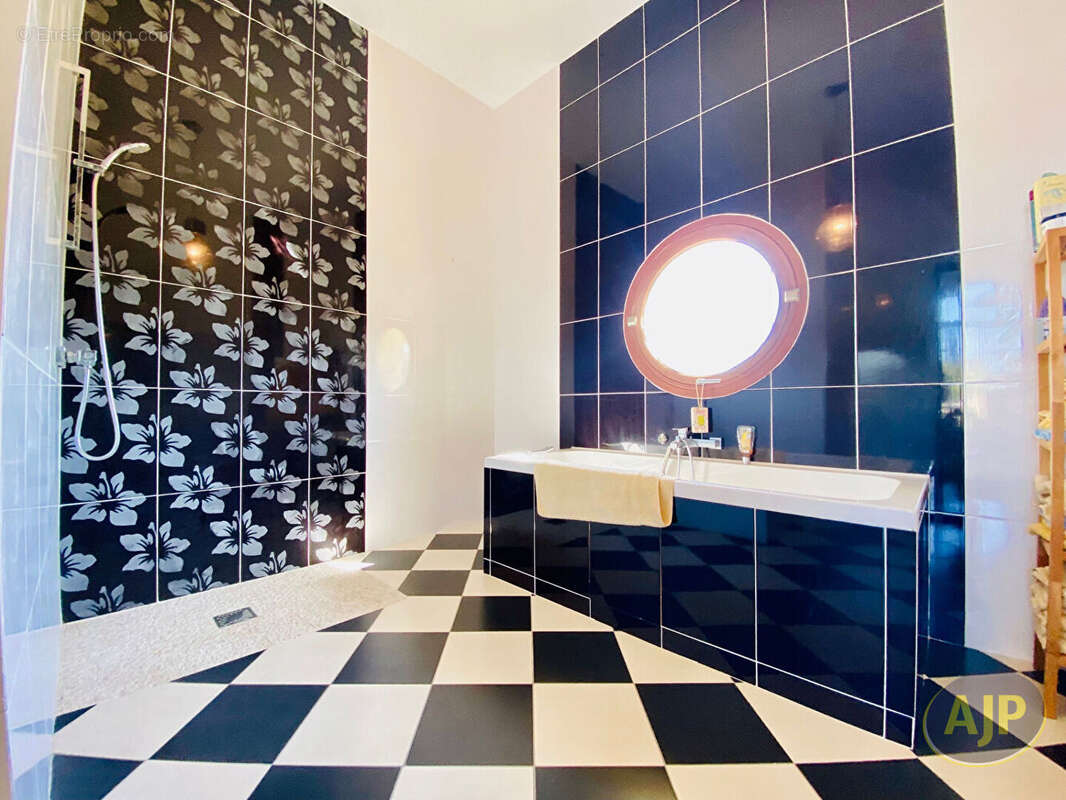 Maison à SAINT-VIVIEN-DE-MEDOC