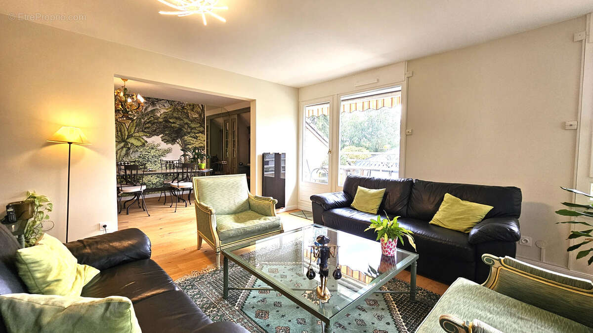 Appartement à FERNEY-VOLTAIRE