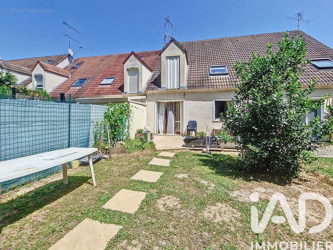 Photo 3 - Maison à LE MEE-SUR-SEINE