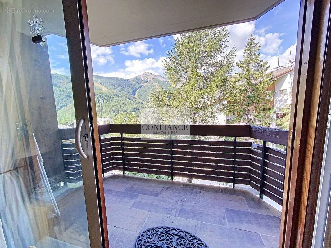 Appartement à SAINT-ETIENNE-DE-TINEE