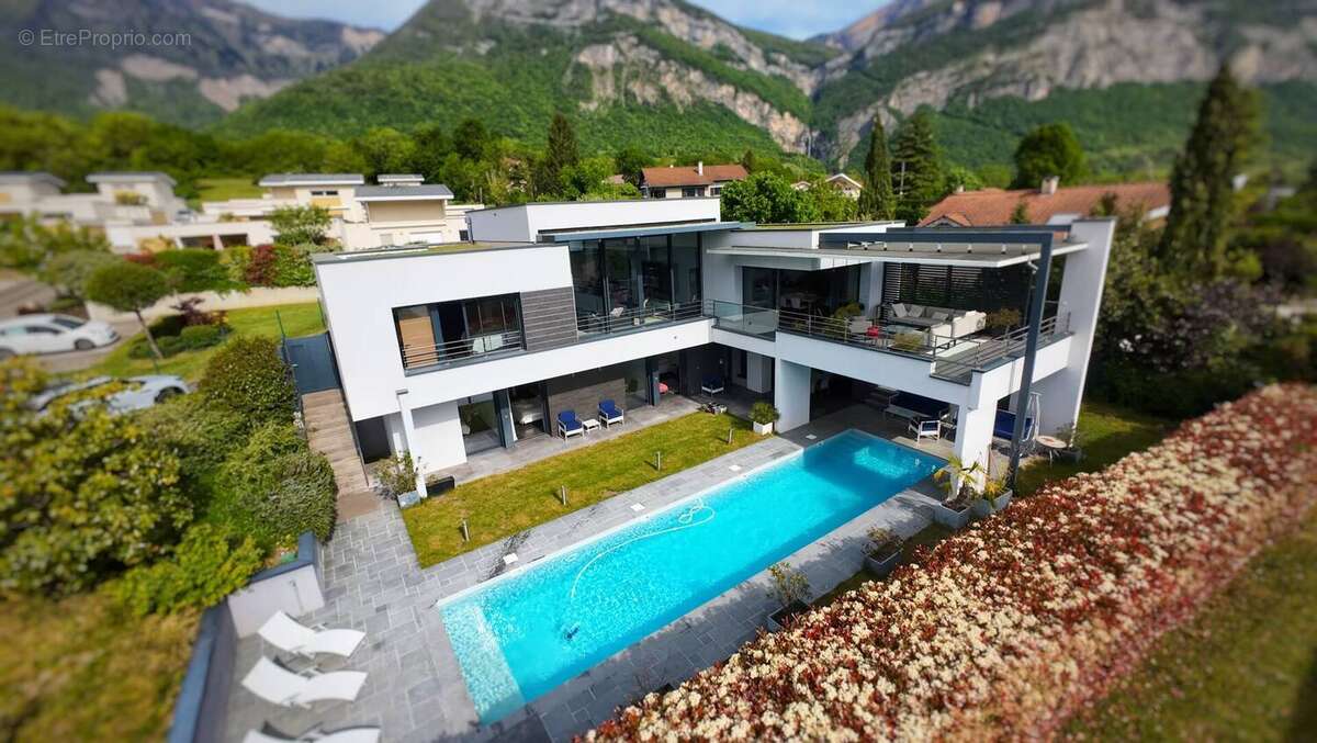 Maison à BERNIN