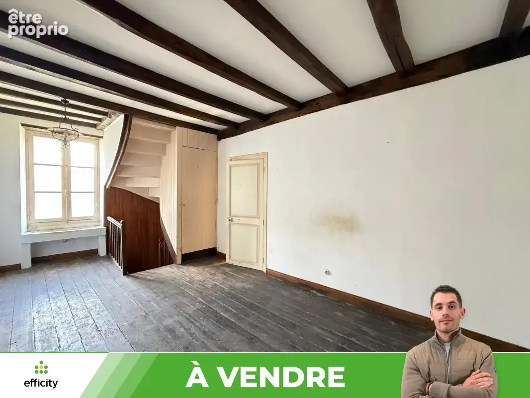 Maison 137 m² à Gizay  - photo 6