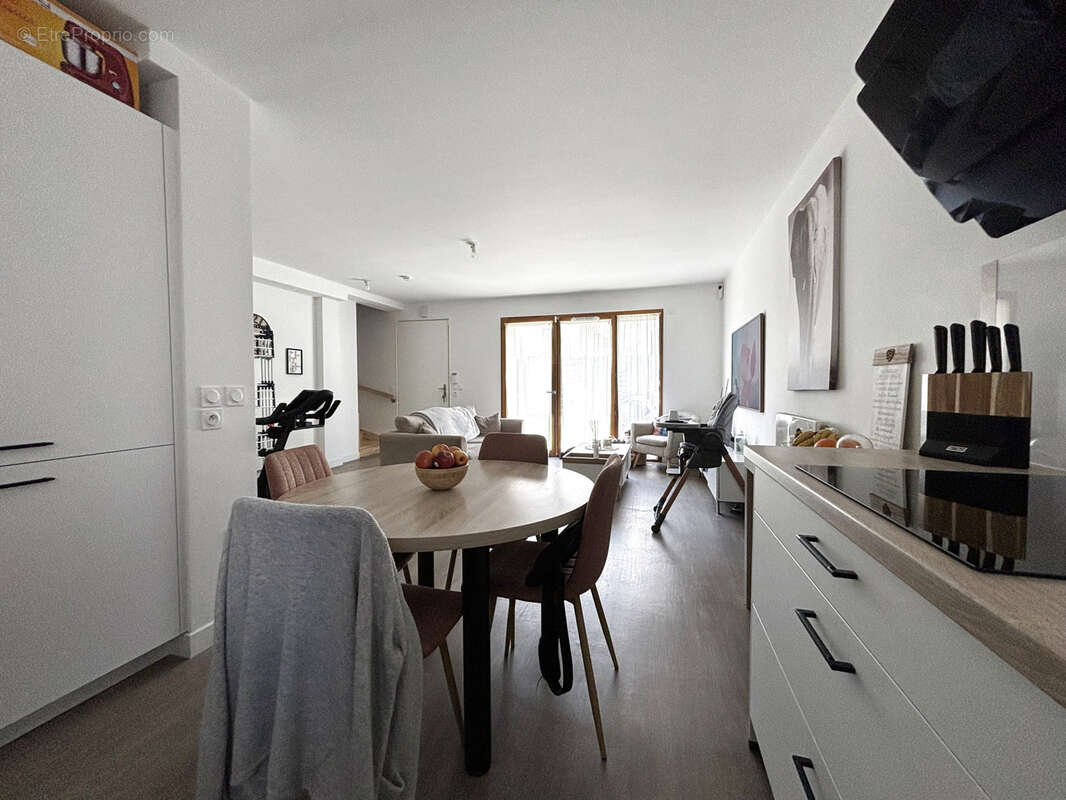 Appartement à MARLY-LA-VILLE