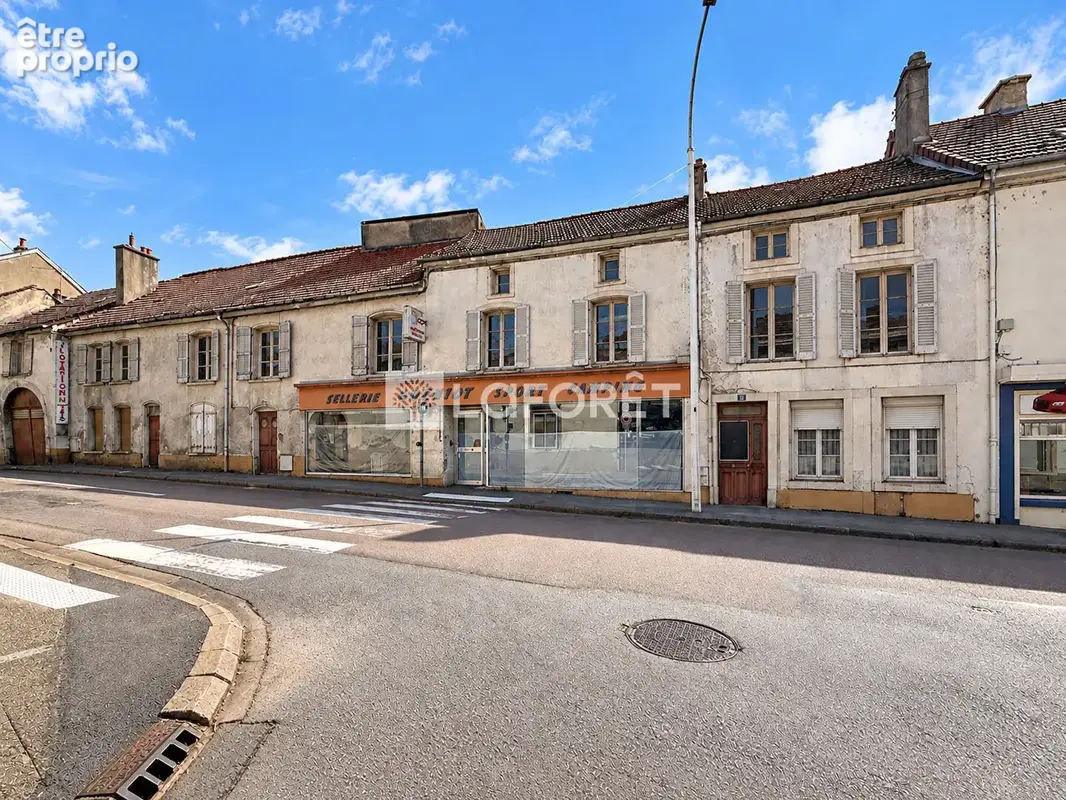 Appartement à NEUFCHATEAU