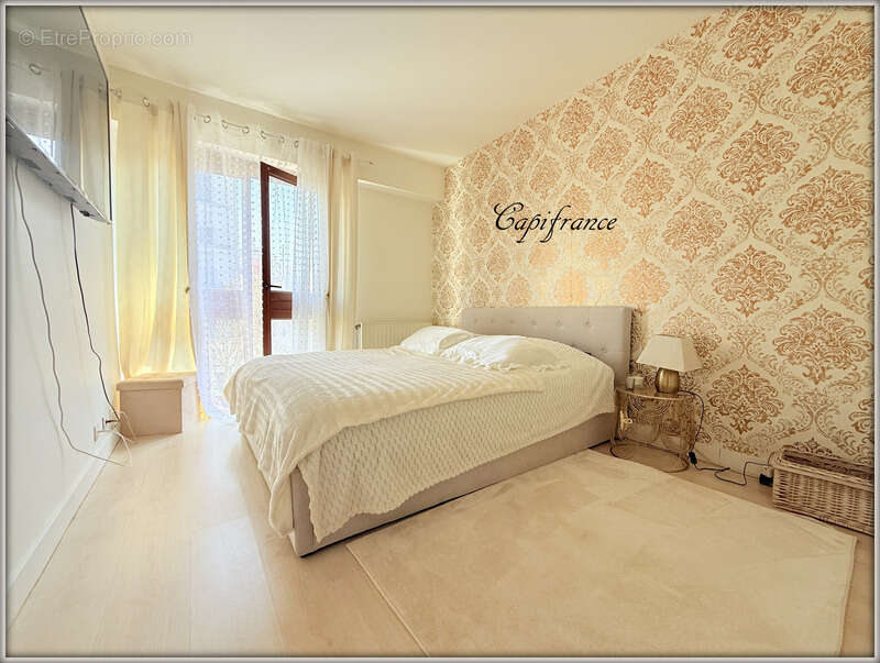 Appartement à LIVRY-GARGAN