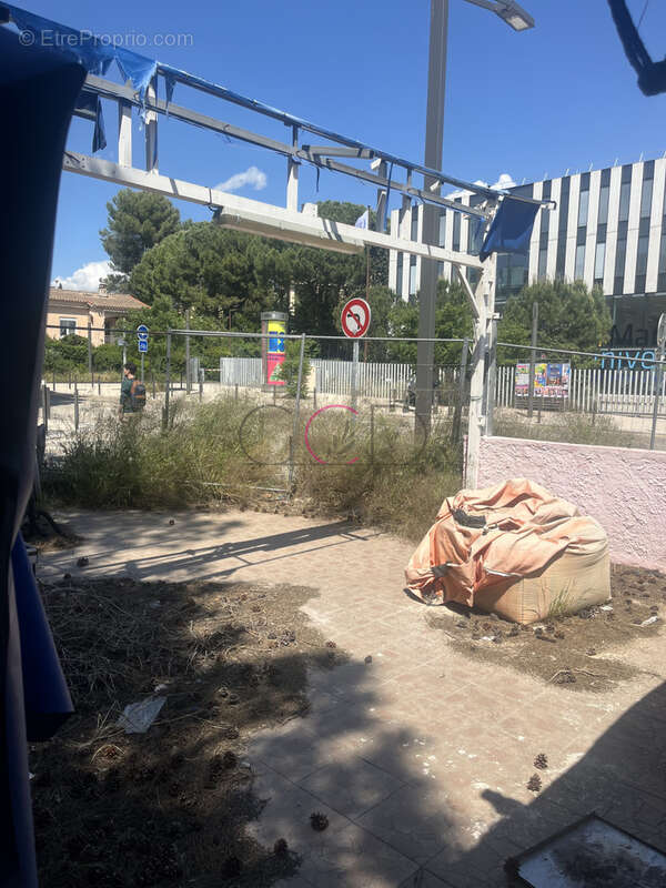 Autre à AIX-EN-PROVENCE