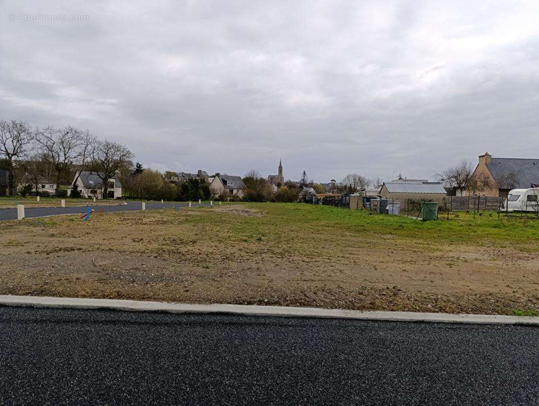 Terrain à LAMBALLE