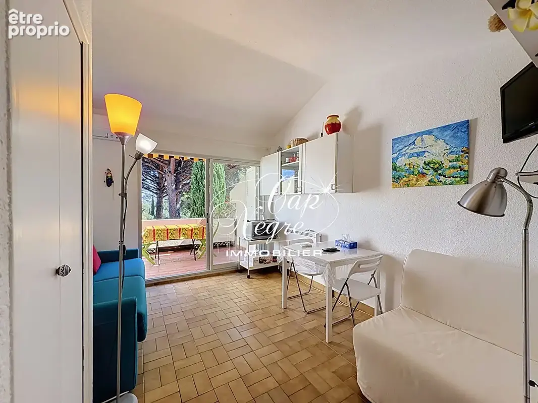 Photo Appartement à Le Lavandou au prix de 180 000€