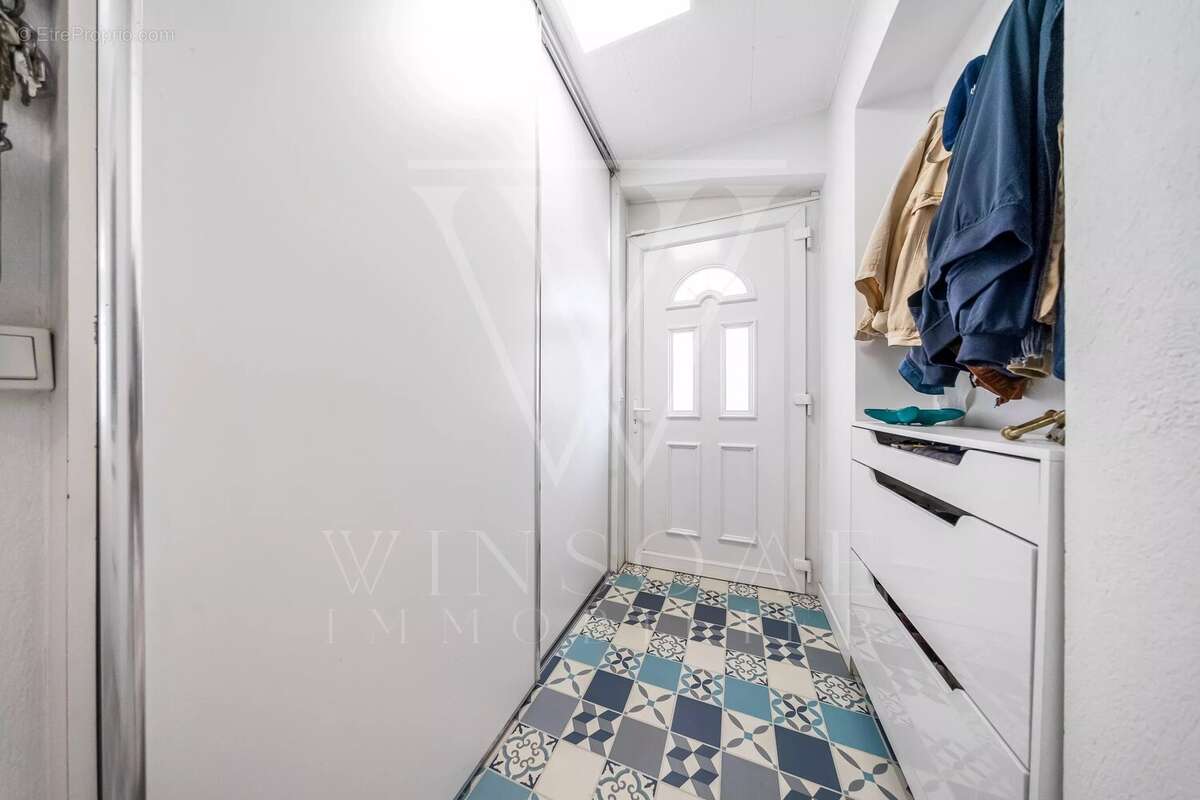 Appartement à MOUGINS