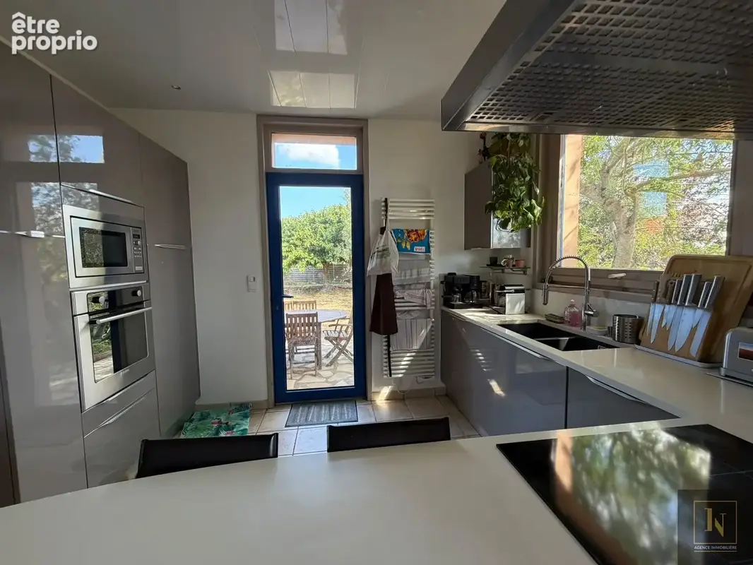 Maison 5 pièces 144m2 Sainte-Marie - photo 7