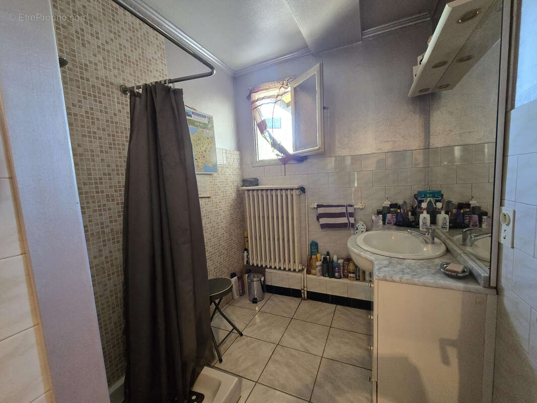 Maison à PUY-GUILLAUME