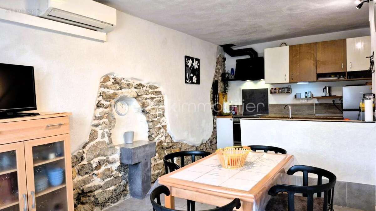 *** Maison de village de 73m²- 2 suites parentales- Port la nouvelle*** - photo 11