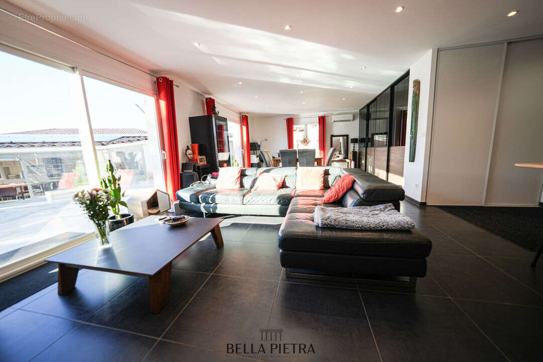 Maison à SAINT-AUNES