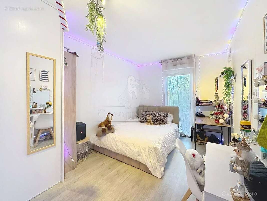 Appartement à LE CANNET