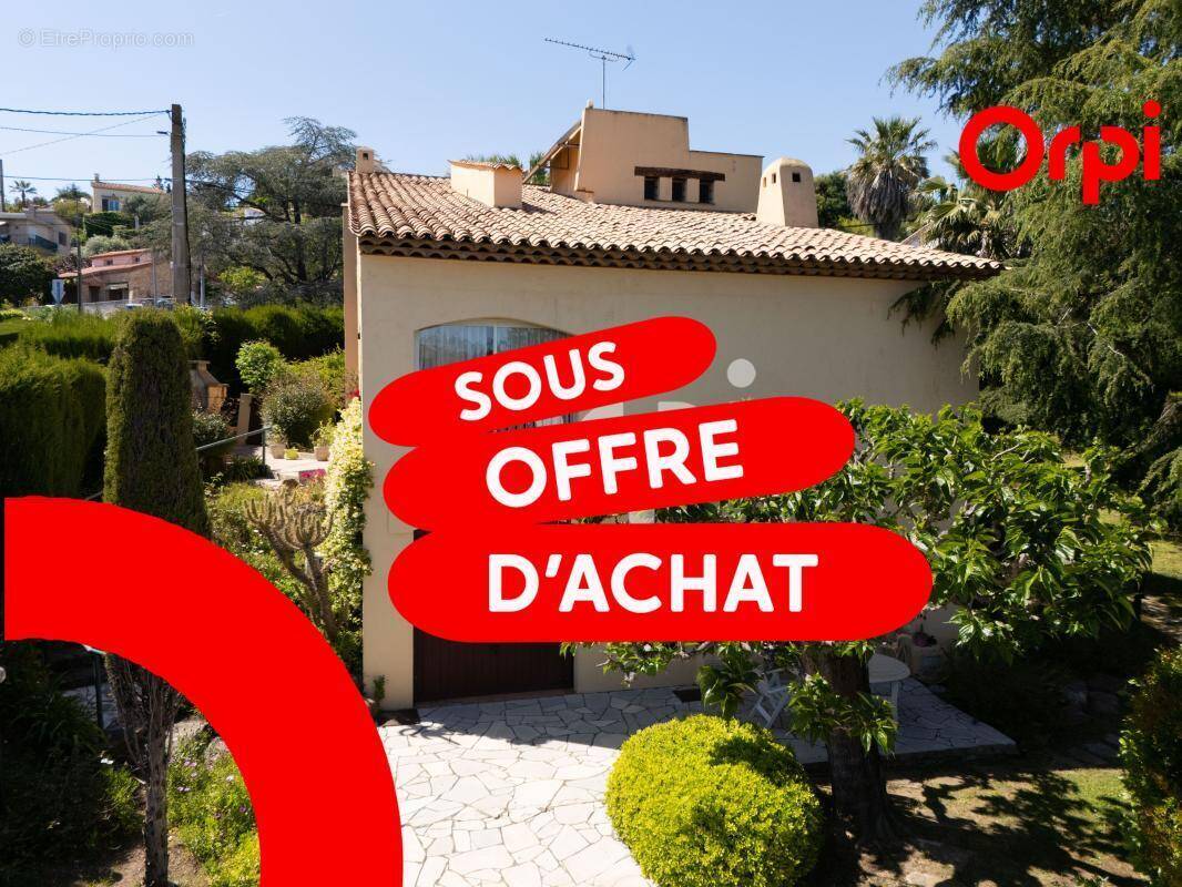 Maison à MANDELIEU-LA-NAPOULE