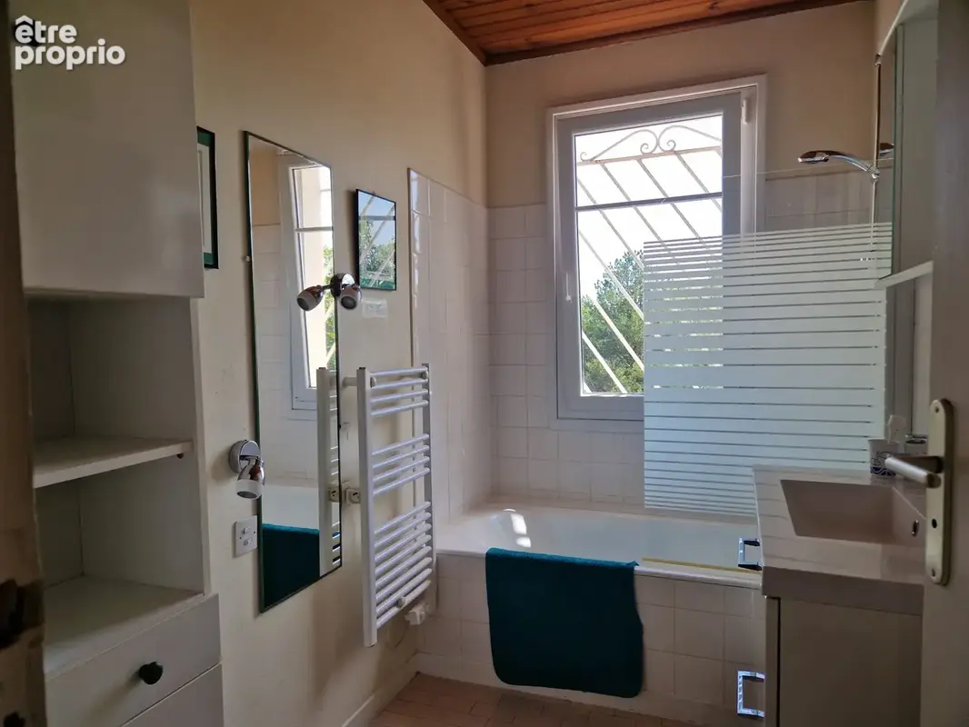 Magnifique maison avec piscine et jardin arboré - URRUGNE - photo 23