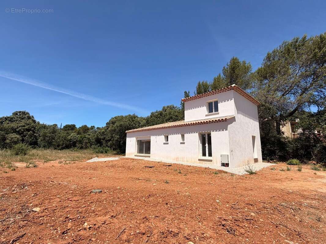 Maison à SAINT-MAXIMIN-LA-SAINTE-BAUME