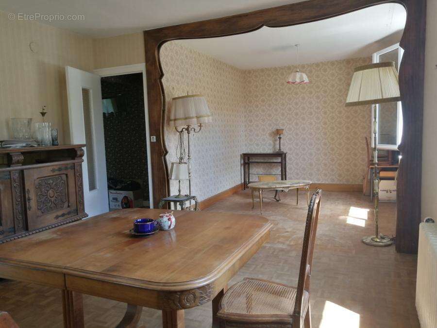 Maison à LARRE