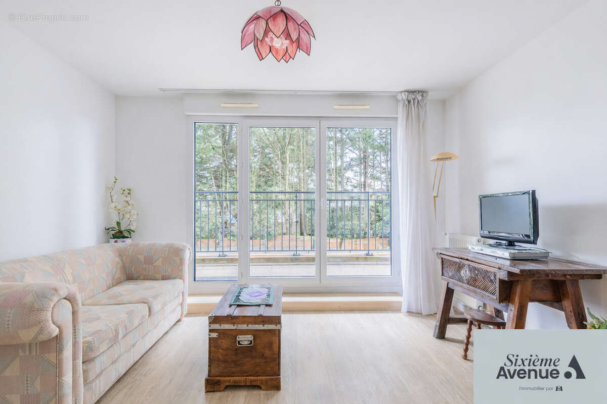 Appartement à SAINT-MICHEL-SUR-ORGE