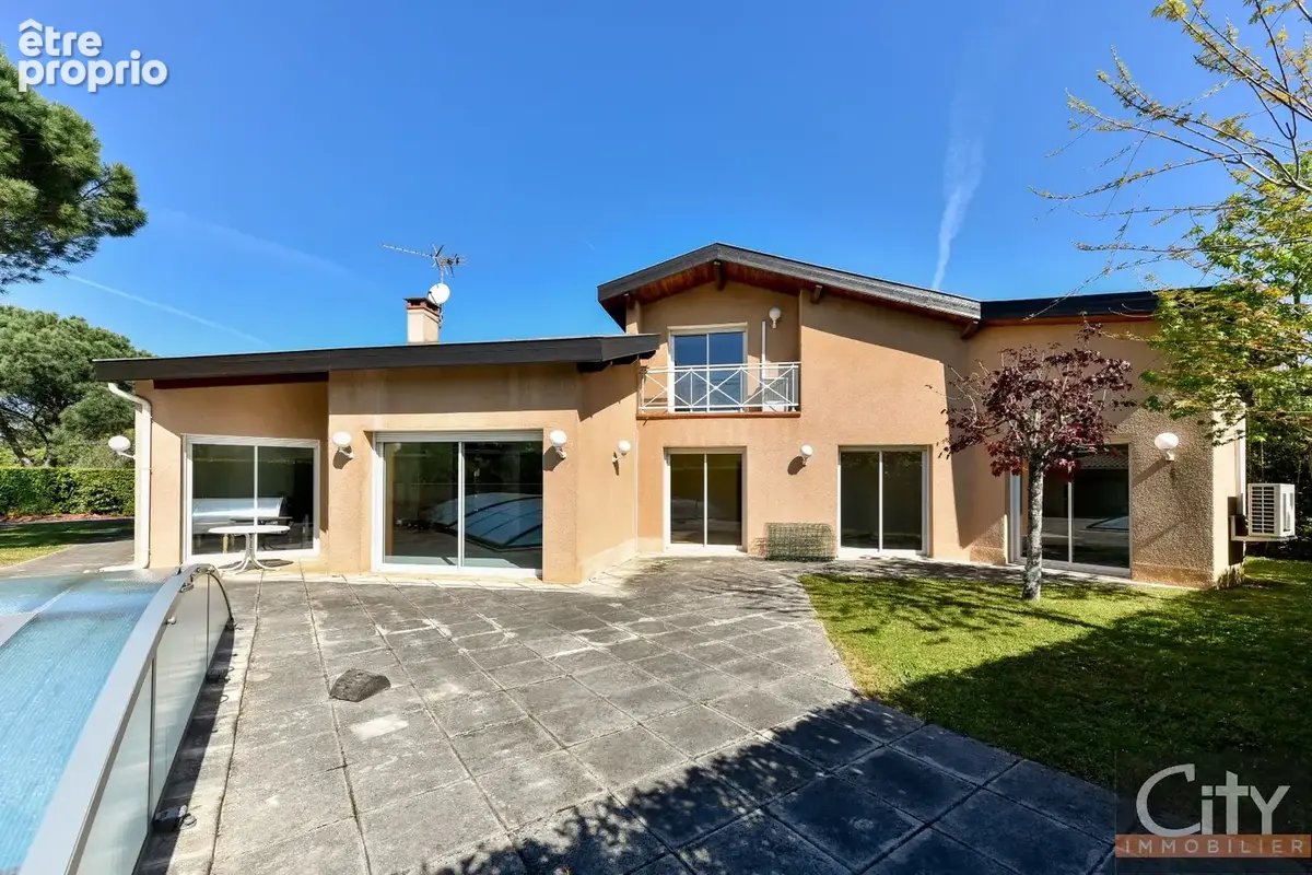 Maison 7 pièces 280 m² à vendre à Toulouse (31300) - photo 2
