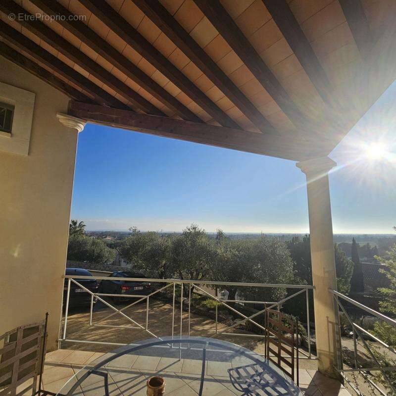 Maison à BELLEGARDE