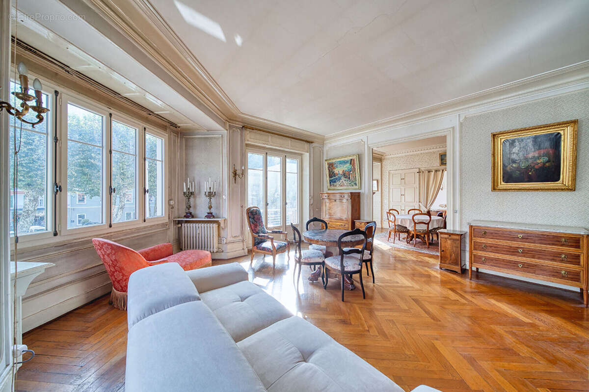 Appartement à VOIRON