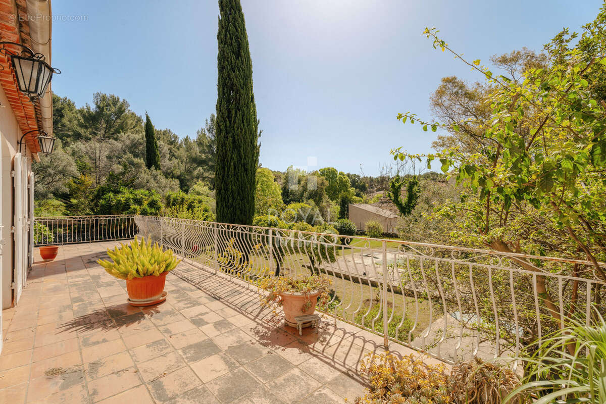 Maison à LA VALETTE-DU-VAR
