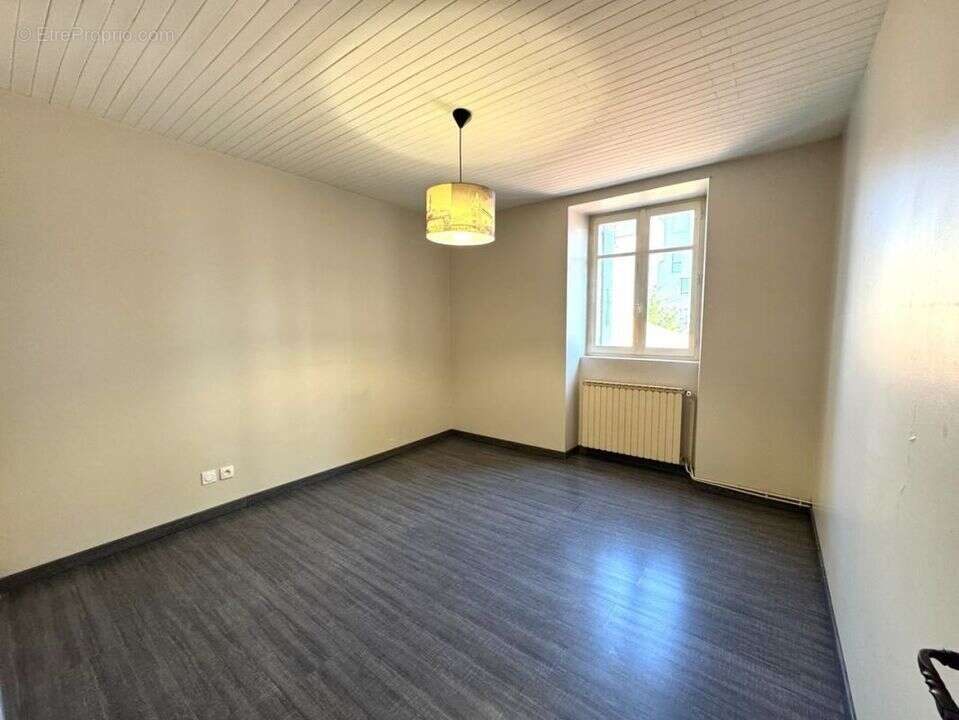 Maison à BOURG-DE-PEAGE