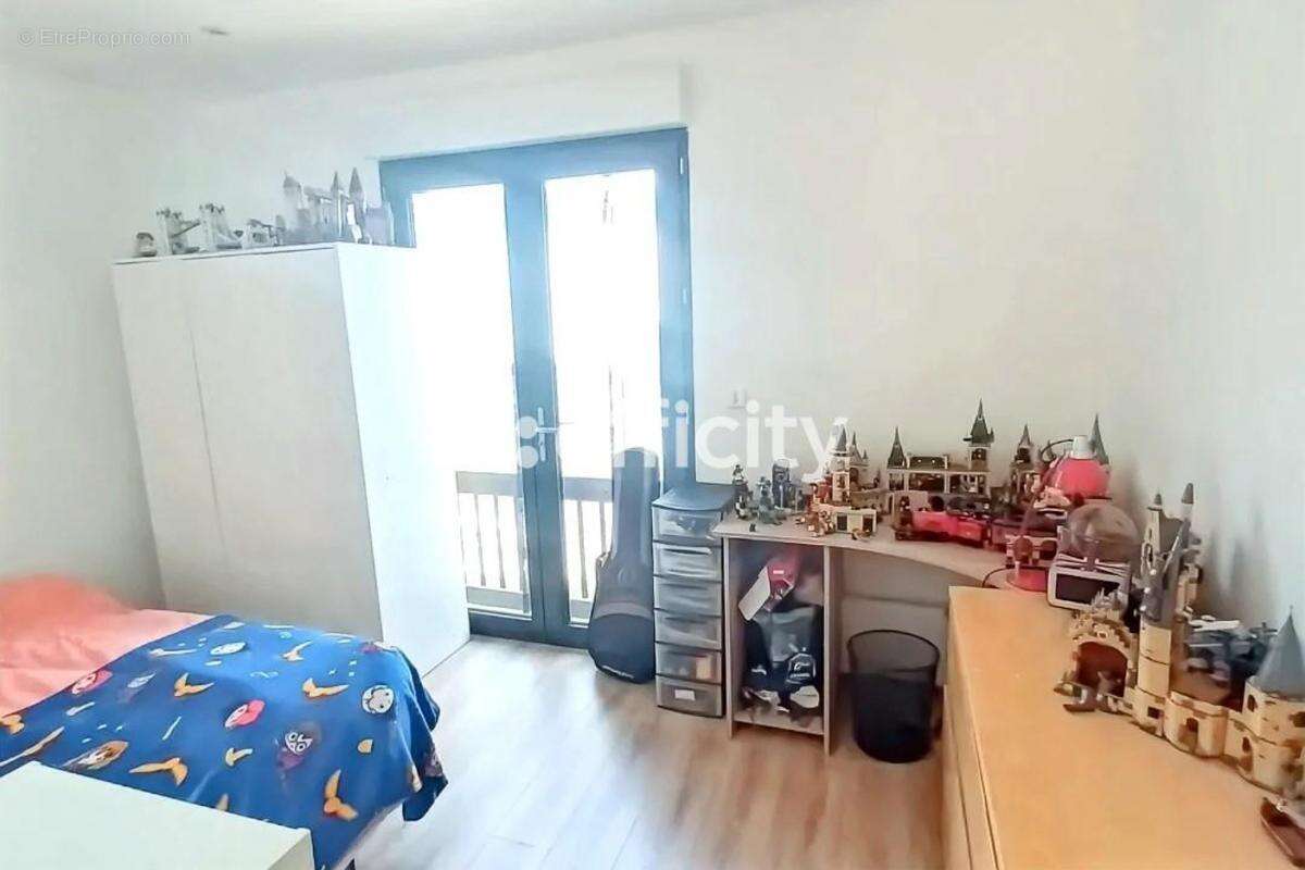 Maison à SAINT-JEAN-DE-LA-BLAQUIERE