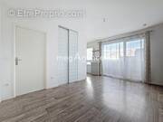 Appartement à LES MUREAUX