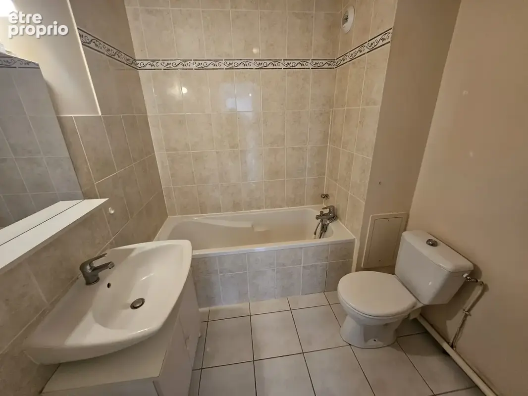 Appartement 2 pièces 47 m² à vendre à Pont-L'eveque (14130) - photo 7