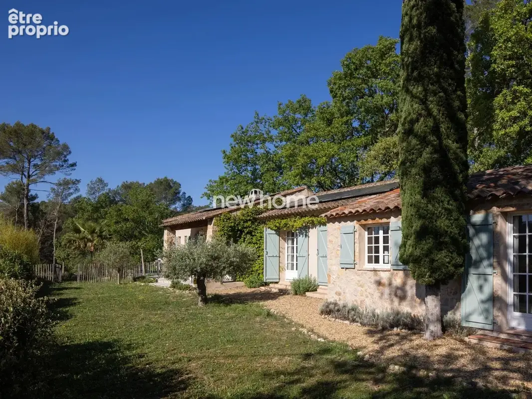 Villa joliment rénovée avec piscine dans un cadre verdoyant - photo 5