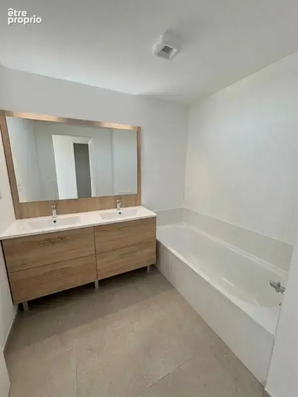 Côte Pavée - T4 Neuf - Dernier Etage - Vue Pyrénées - Rooftop de 60m² - 2 Parkings - photo 7