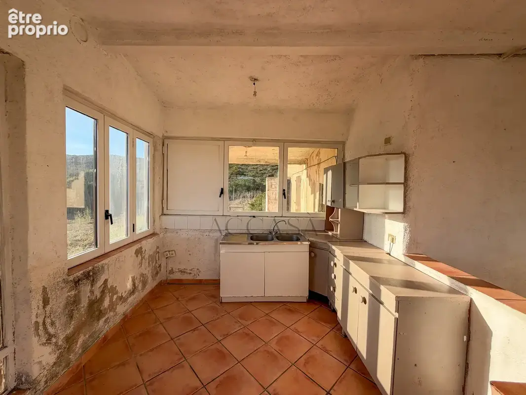 Bonifacio,  propriété à rénover sur près de 5,8 hectares - photo 13