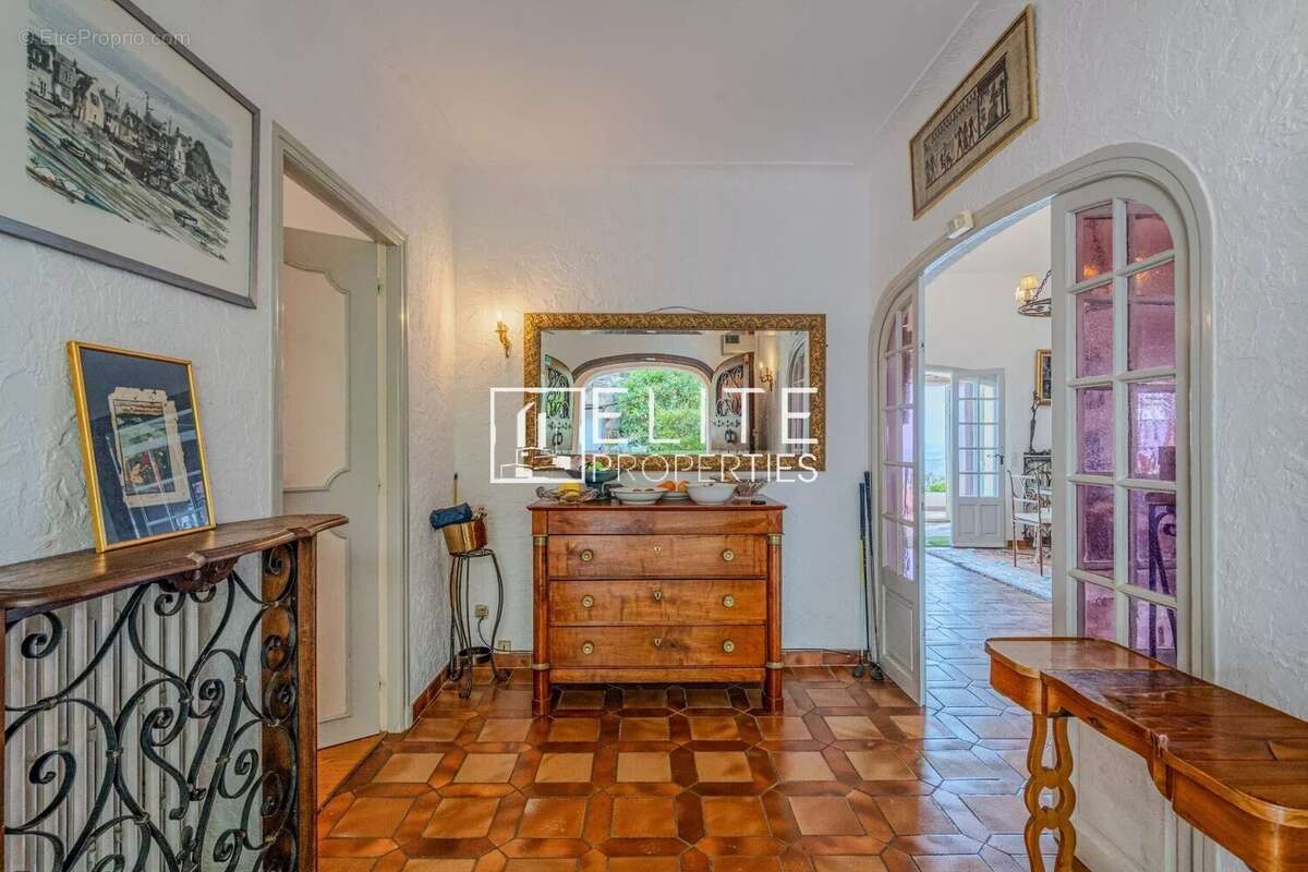 Maison à GRASSE