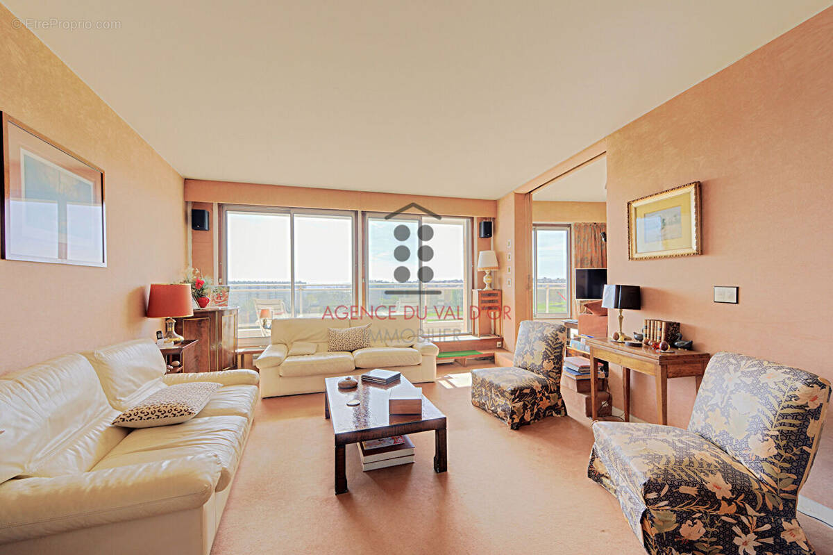 Appartement à SAINT-CLOUD