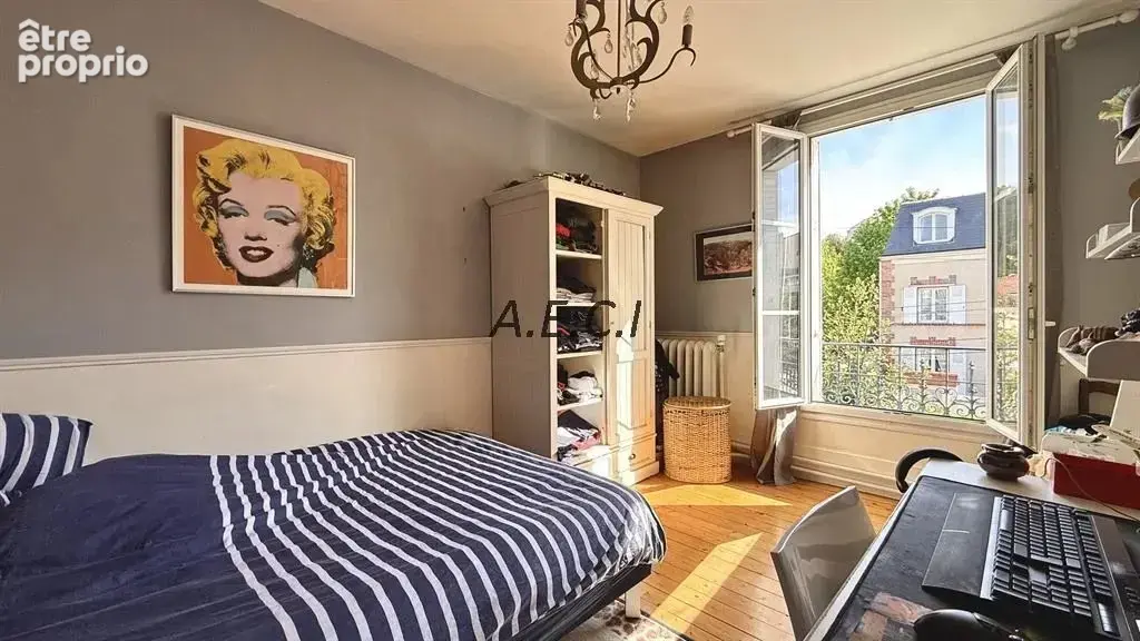 Maison familiale au cœur du quartier de Bécon-les-Bruyères - photo 6