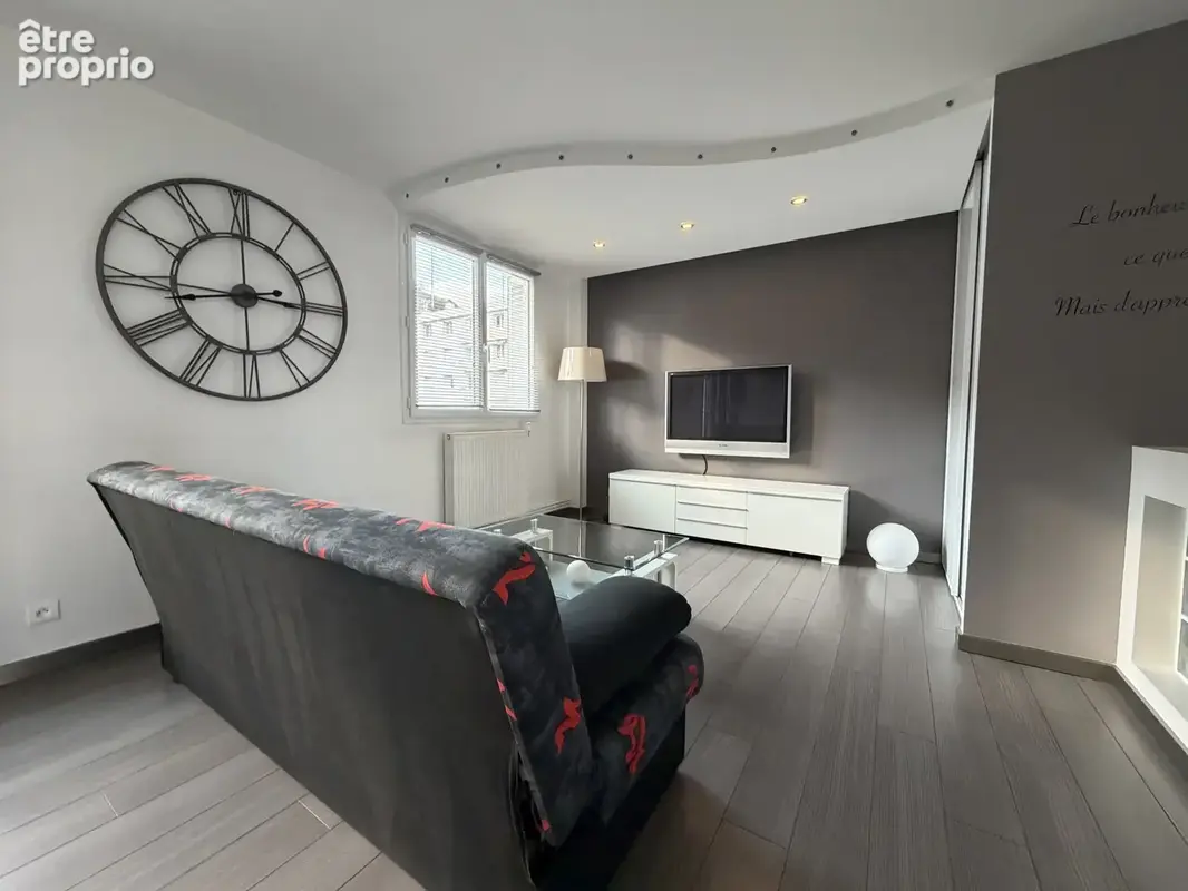 HIDRI IMMO PLUS vous propose en Exclusivité un appartement 2 pièces avec balcons et cave à Seyssinet-Pariset - photo 5
