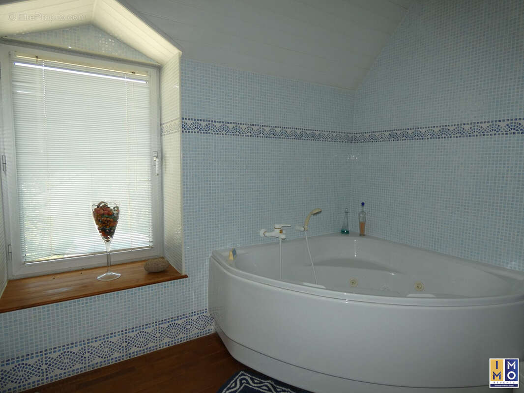 Maison 186 m² à Sainte-Solange  - photo 7
