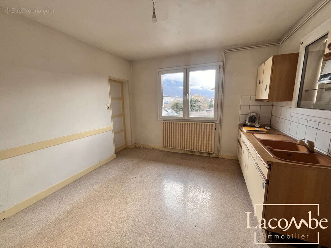 Appartement à ALBERTVILLE