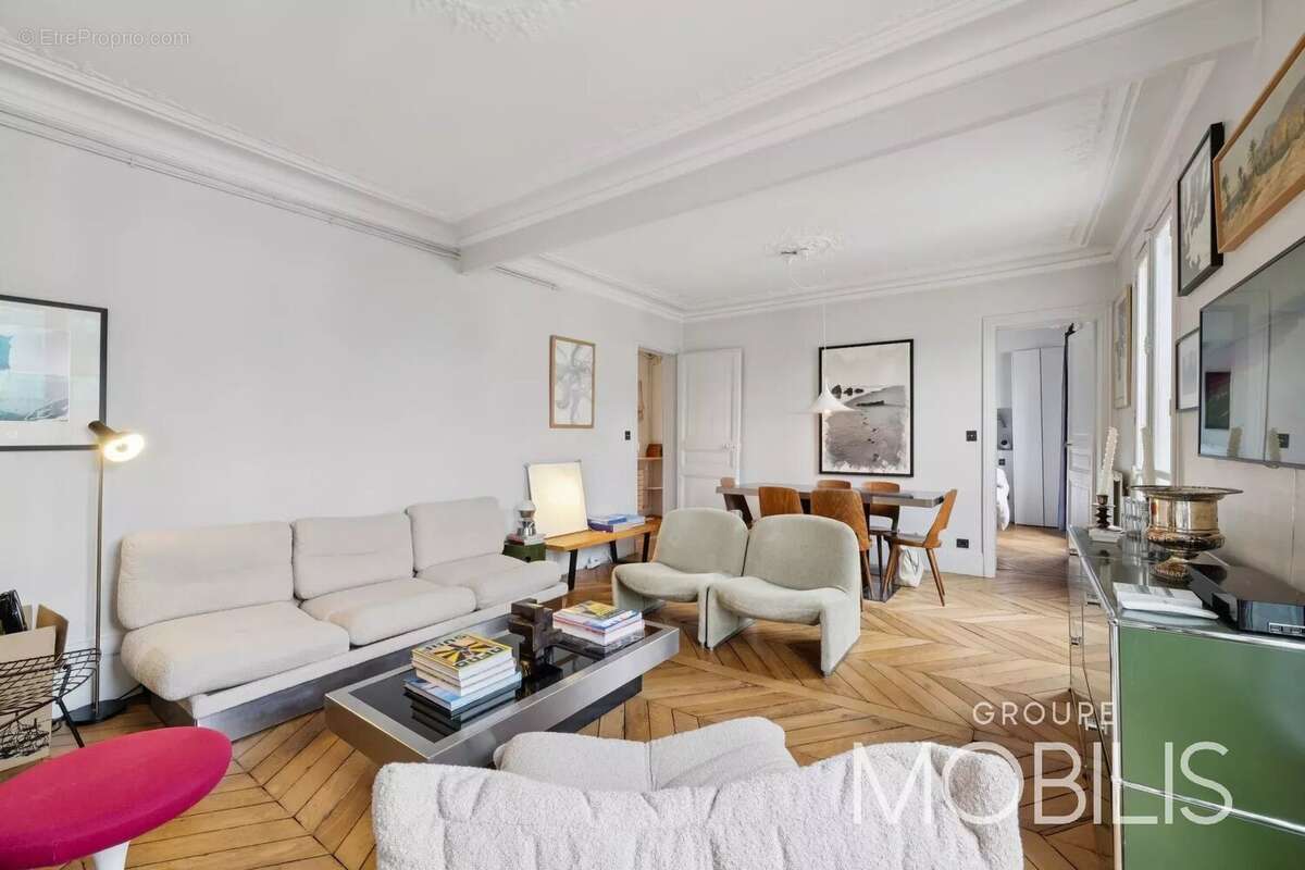 Appartement à PARIS-18E