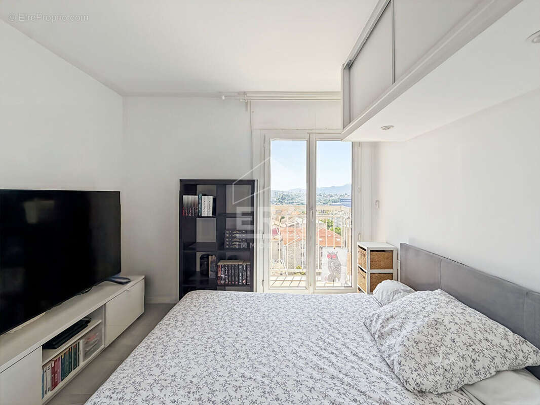 Appartement à MARSEILLE-13E