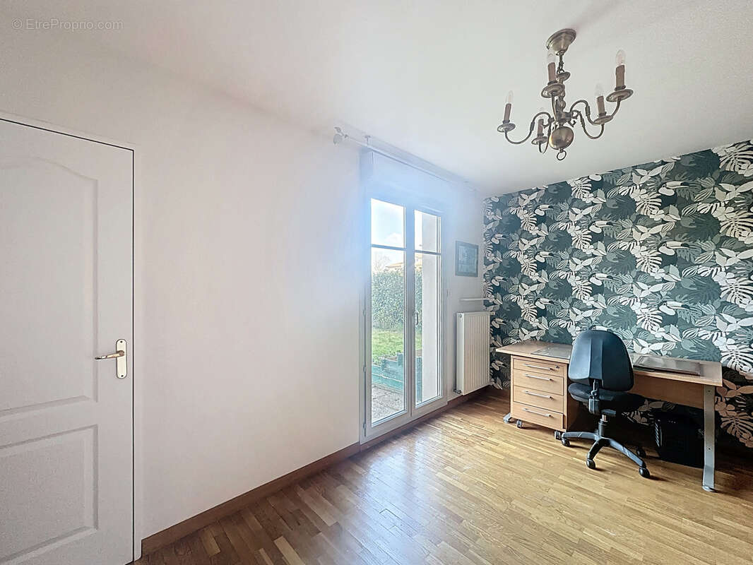 Appartement à CRAPONNE